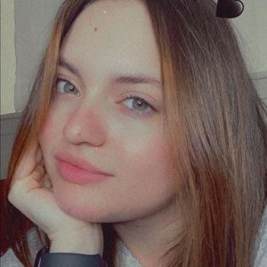 Meet your Posher, Emilie